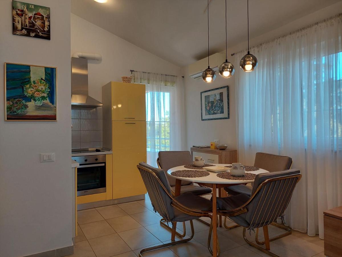 Ferienwohnung Lana Fažana Exterior foto